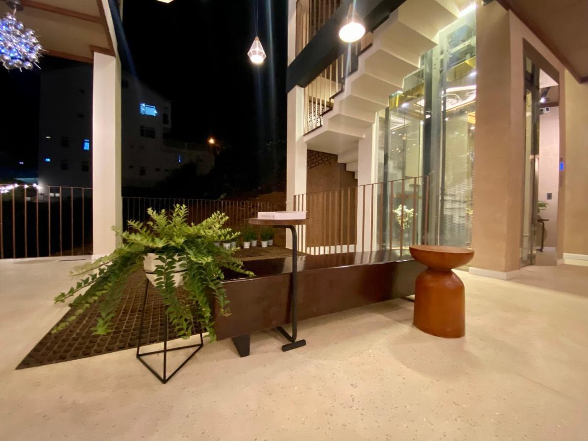 Teakhouse Da Lat Hotel Buitenkant foto